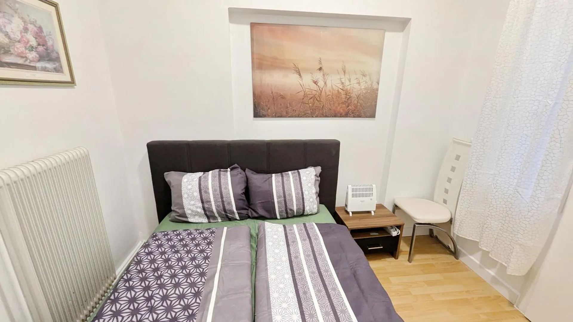 Cozy Room In Stadthalle Area Vienna 0*,  Austria