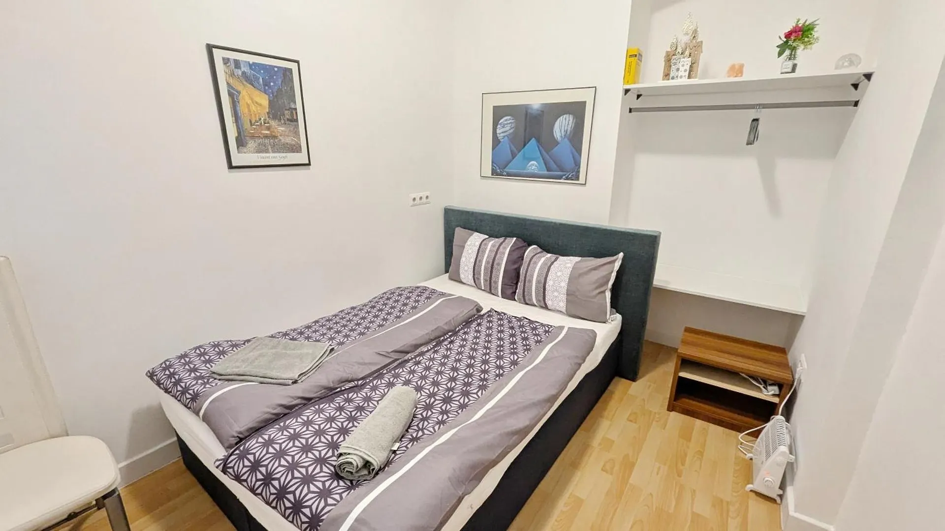Cozy Room In Stadthalle Area Vienna Homestay