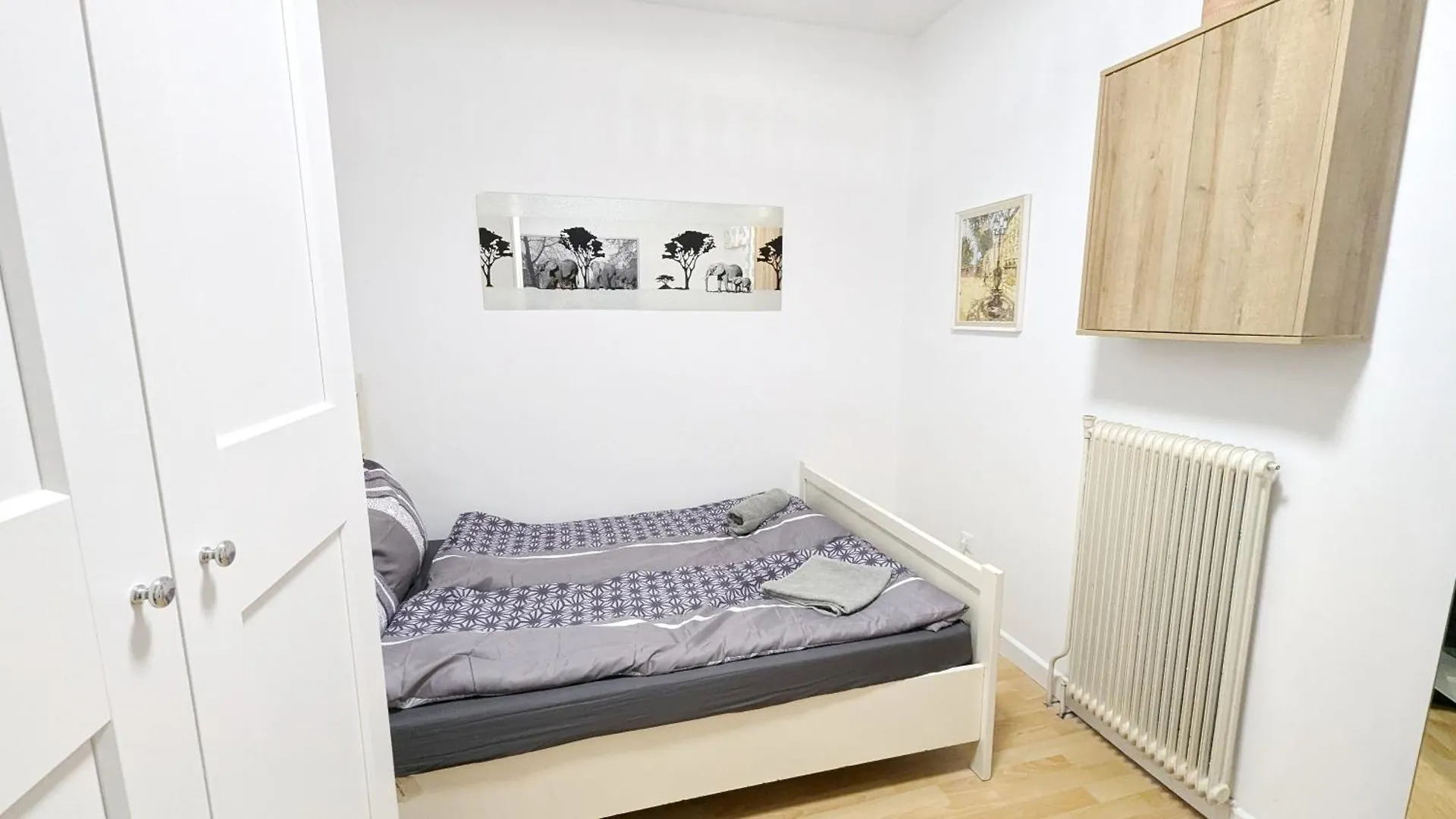 Homestay Cozy Room In Stadthalle Area Vienna