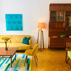Vintage Design Apartment
