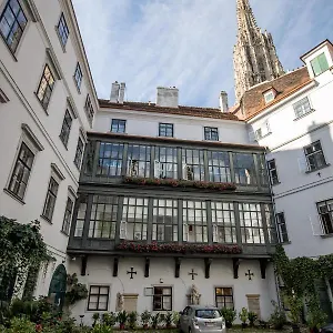 Gaestehaus Deutscher Orden Ξενοδοχείο