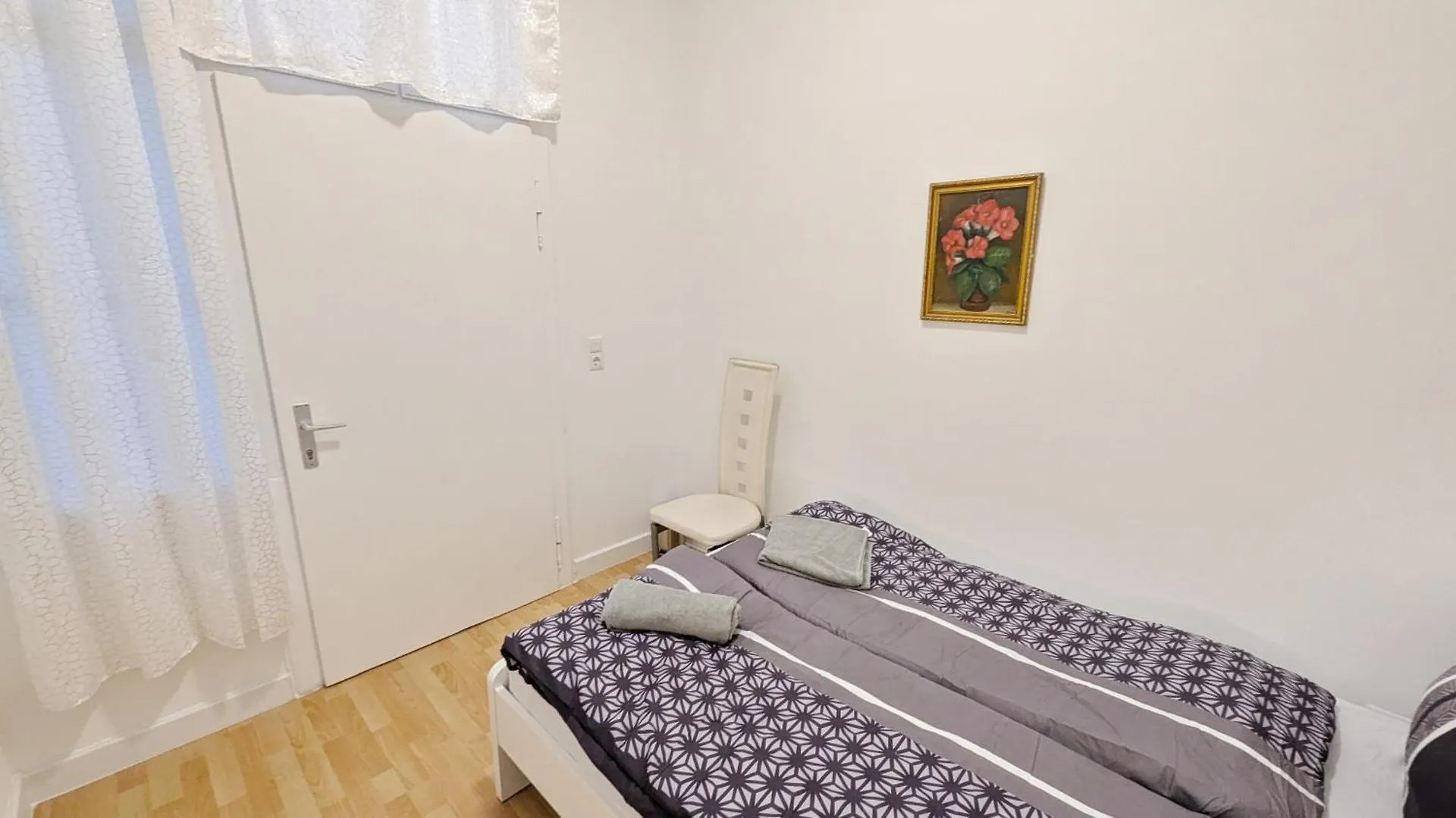 Gazde/Camere de închiriat Cozy Room In Stadthalle Area Viena